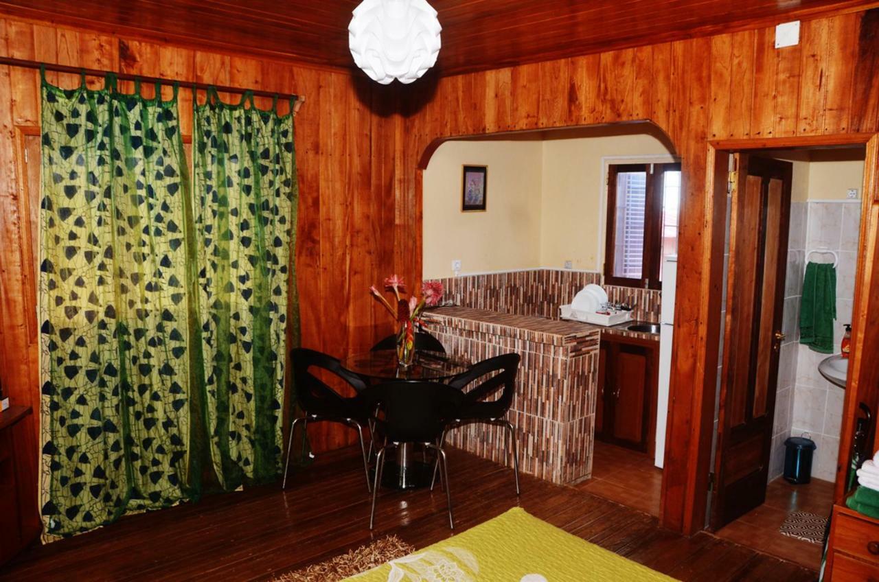Guest House Quinta Natural Bangalots Graca المظهر الخارجي الصورة